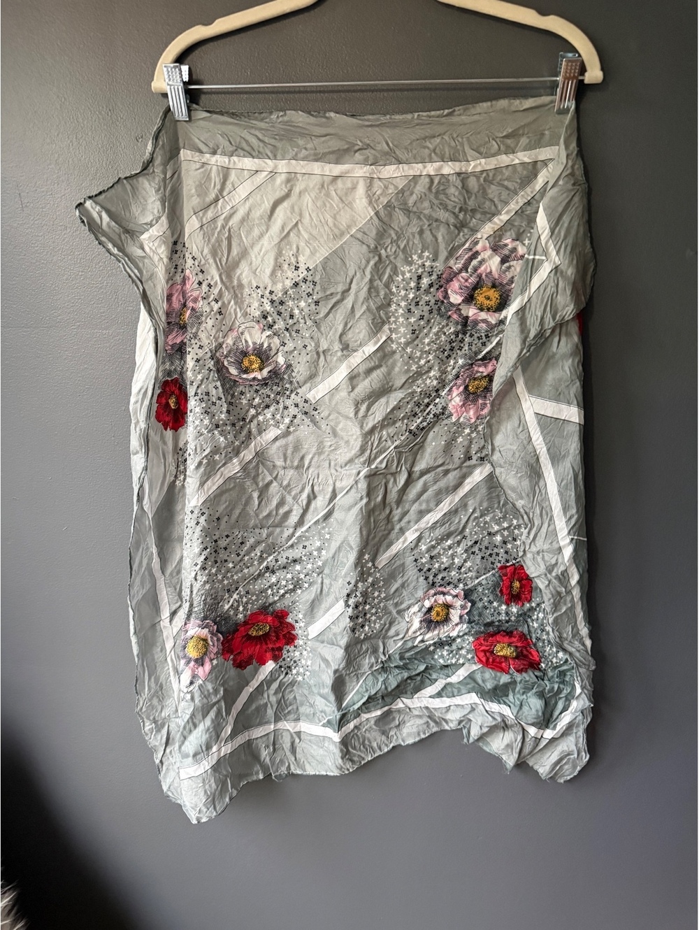 Gray Scarf with Red and Pink Floral Design
